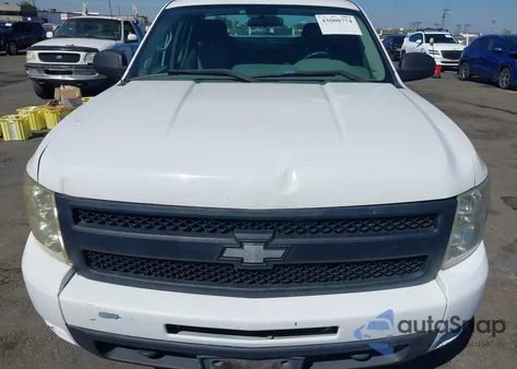 2009 Chevrolet Silverado Work Truck из США, поврежденный, VIN 1GCEK19C09Z243660